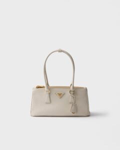 Read more about the article Prada Galleria Medium leather handbag